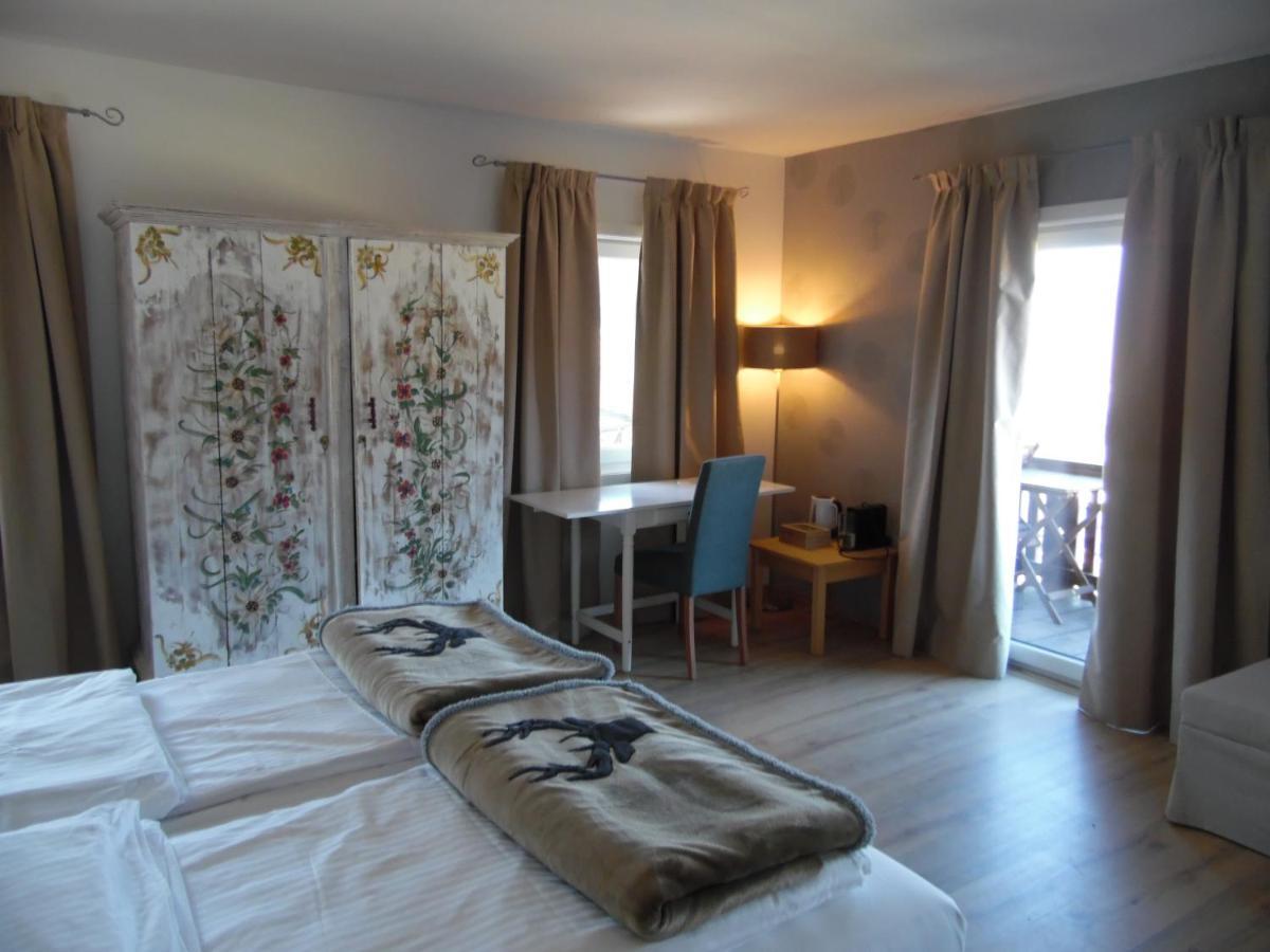 Bella Vista Lodge Картич Екстериор снимка